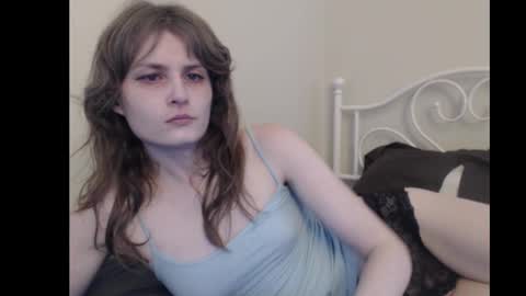 Snapshot of alexxuwu chatting on 12.12.24 Lyssa online show from 12.12.24