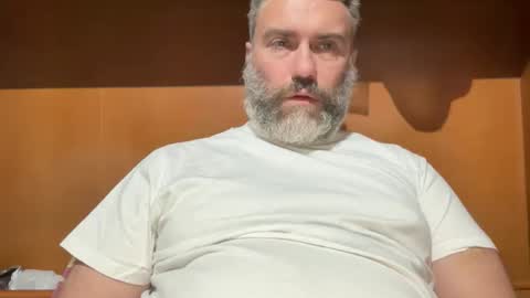 Snapshot of alfali chatting on 09.30.25 alfali online show from 09.30.25