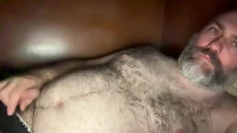 Snapshot of alfali chatting on 10.13.25 alfali online show from 10.13.25