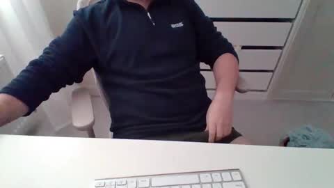 Snapshot of alfo267 chatting on 10.29.25 WorkFromHomeFun online show from 10.29.25