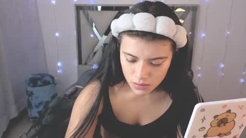 Carolina Join The Fan Club  online show from 03.21.26