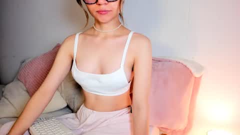 Hailey online show from 06.11.26