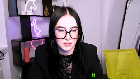 alia skay online show from 12.19.25