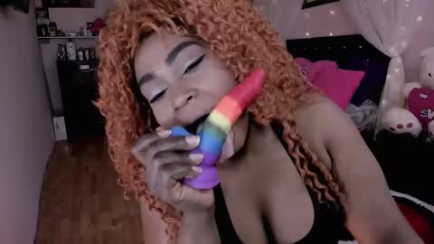 Snapshot of aliana_ross chatting on 01.17.25 aliana_ross online show from 01.17.25