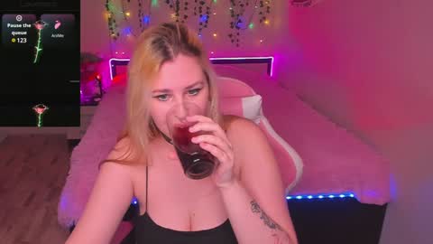 Alice   Miss online show from 12.12.24