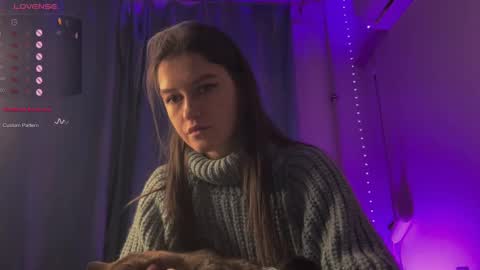 Snapshot of alice__grace_ chatting on 02.23.25 your Alice online show from 02.23.25