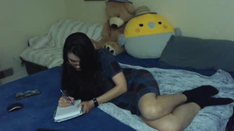 Snapshot of alice_asks chatting on 02.13.25 Alice Asks online show from 02.13.25