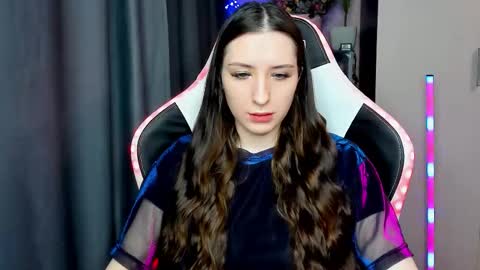 Snapshot of alice_bailey chatting on 11.01.25 Alice online show from 11.01.25