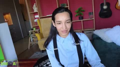 Snapshot of alice_bane chatting on 02.19.25 A R Y A  T I A online show from 02.19.25