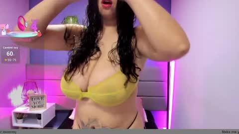 alice_brookss_ online show from 03.28.26
