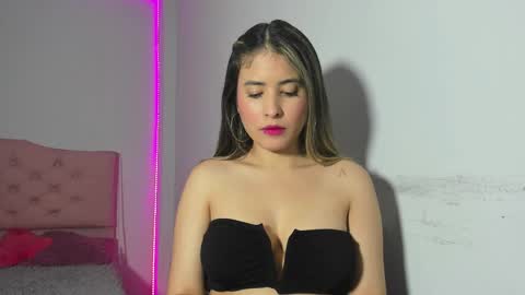 alice_cespedes online show from 02.25.25