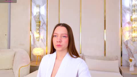 Alice in Wonderland  online show from 03.02.25