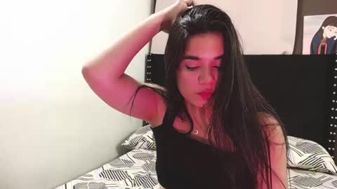 Snapshot of alice_cross20 chatting on 03.08.25 kia online show from 03.08.25