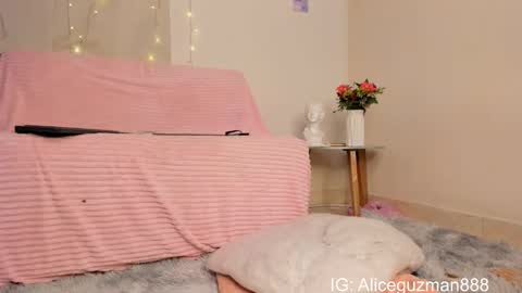 ALICE    Alice guzman online show from 03.09.25