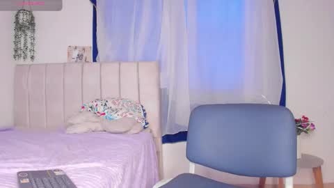 ALICE    Alice guzman online show from 11.05.25