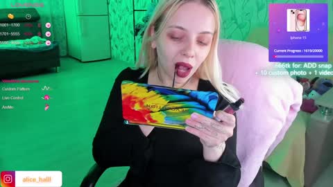 alice_halle online show from 12.05.24