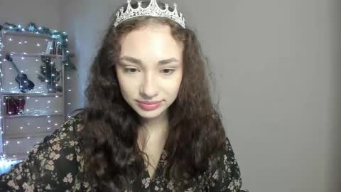 Snapshot of alice_love_888 chatting on 12.16.25 Alice online show from 12.16.25