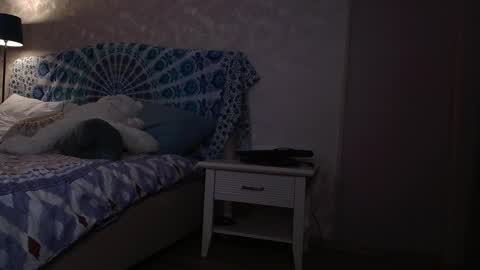 Snapshot of alice_love_fuck chatting on 02.26.25 Alice love fuck online show from 02.26.25