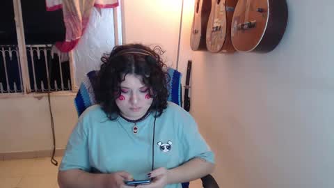 Snapshot of alice_psilocybe_sabina420 chatting on 10.16.25 Alicia Aldara online show from 10.16.25