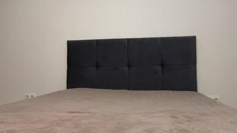 Snapshot of alice_rays_ chatting on 12.28.24 Alice online show from 12.28.24