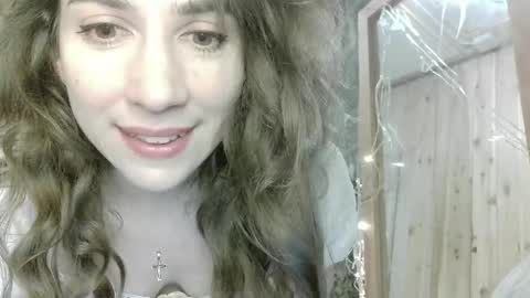 Snapshot of alice_sincere chatting on 05.02.26 Alice Love you all online show from 05.02.26