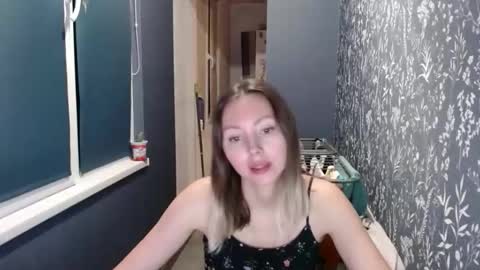 Alice smiles online show from 02.18.26