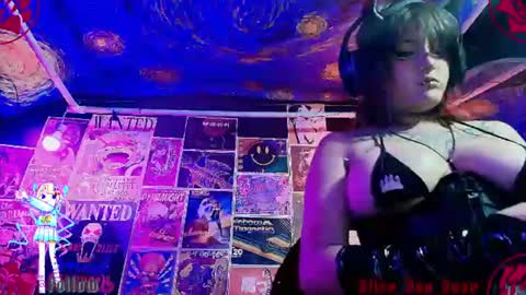 Snapshot of alice_von_rose chatting on 06.24.26 alice_von_rose online show from 06.24.26