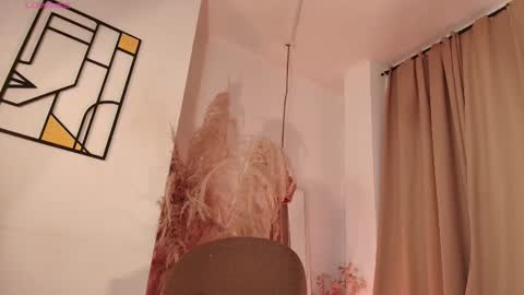 aliceblaker_ online show from 10.18.25