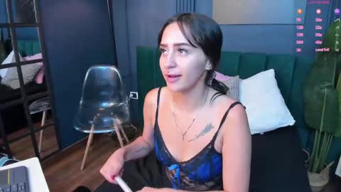Snapshot of alicecoule chatting on 05.22.26 Alice online show from 05.22.26