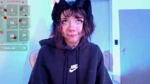 Snapshot of alicedang3r chatting on 10.07.25 Alice  online show from 10.07.25