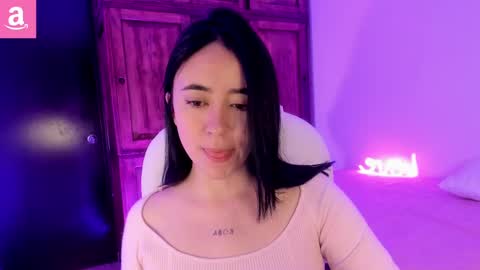 Snapshot of alicee_2 chatting on 02.20.25 Aliceee  ..   97YP9VWGZHrefnav wishlist lists 1 online show from 02.20.25