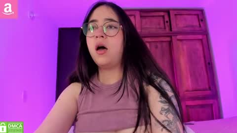 Snapshot of alicee_2 chatting on 07.28.26 Aliceee .. 97YP9VWGZHrefnav wishlist lists 1 online show from 07.28.26