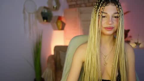 Alicee Kiss online show from 01.02.25