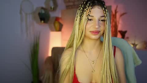 Alicee Kiss online show from 01.05.25