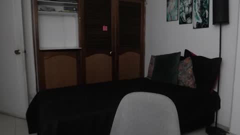 alicee_logan_ online show from 12.05.25