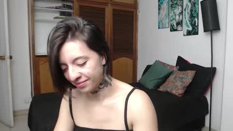 alicee_logan_ online show from 12.19.25