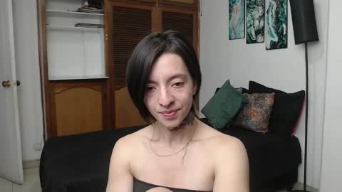alicee_logan_ online show from 12.23.25