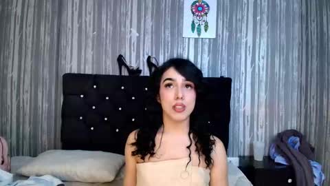 alicee_moonn online show from 12.19.25