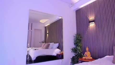 Alice  online show from 11.20.25