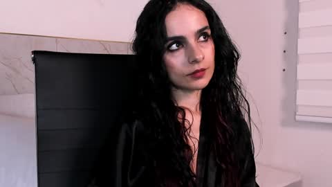 alicenoir_ online show from 12.16.24