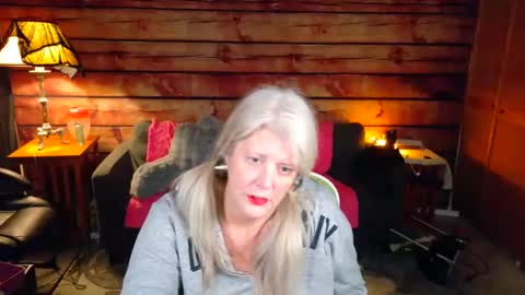 Alices Curiosity online show from 10.31.25