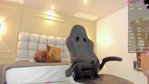          online show from 03.25.26