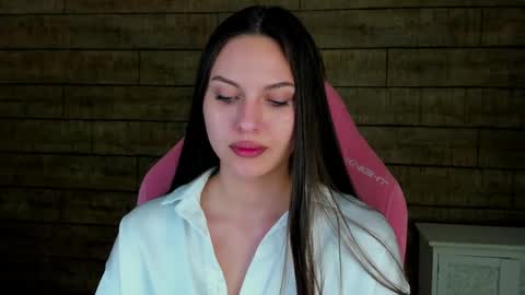 Snapshot of aliceversal chatting on 04.16.26 aliceversal online show from 04.16.26