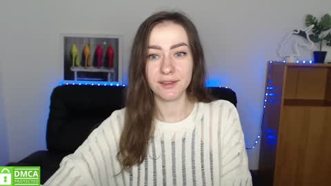 Snapshot of alicewonderful22 chatting on 12.30.24 Alice online show from 12.30.24