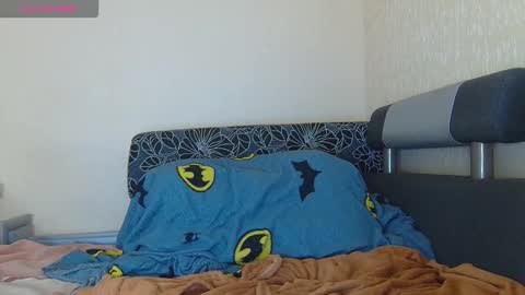 AliceWoolfy online show from 09.21.25