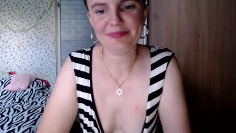 Snapshot of alicexbaby chatting on 07.13.26 Alicexbaby online show from 07.13.26