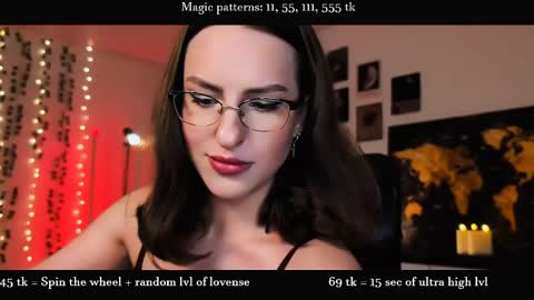 Snapshot of alicia_art_ chatting on 06.05.26 Alicia online show from 06.05.26