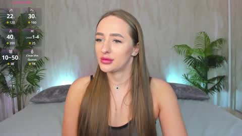 Mia online show from 02.06.25