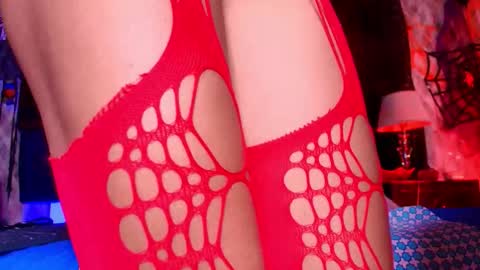 Alicia Kyse  online show from 10.21.25