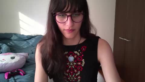 Snapshot of alicia_love29 chatting on 12.05.24 Alice online show from 12.05.24